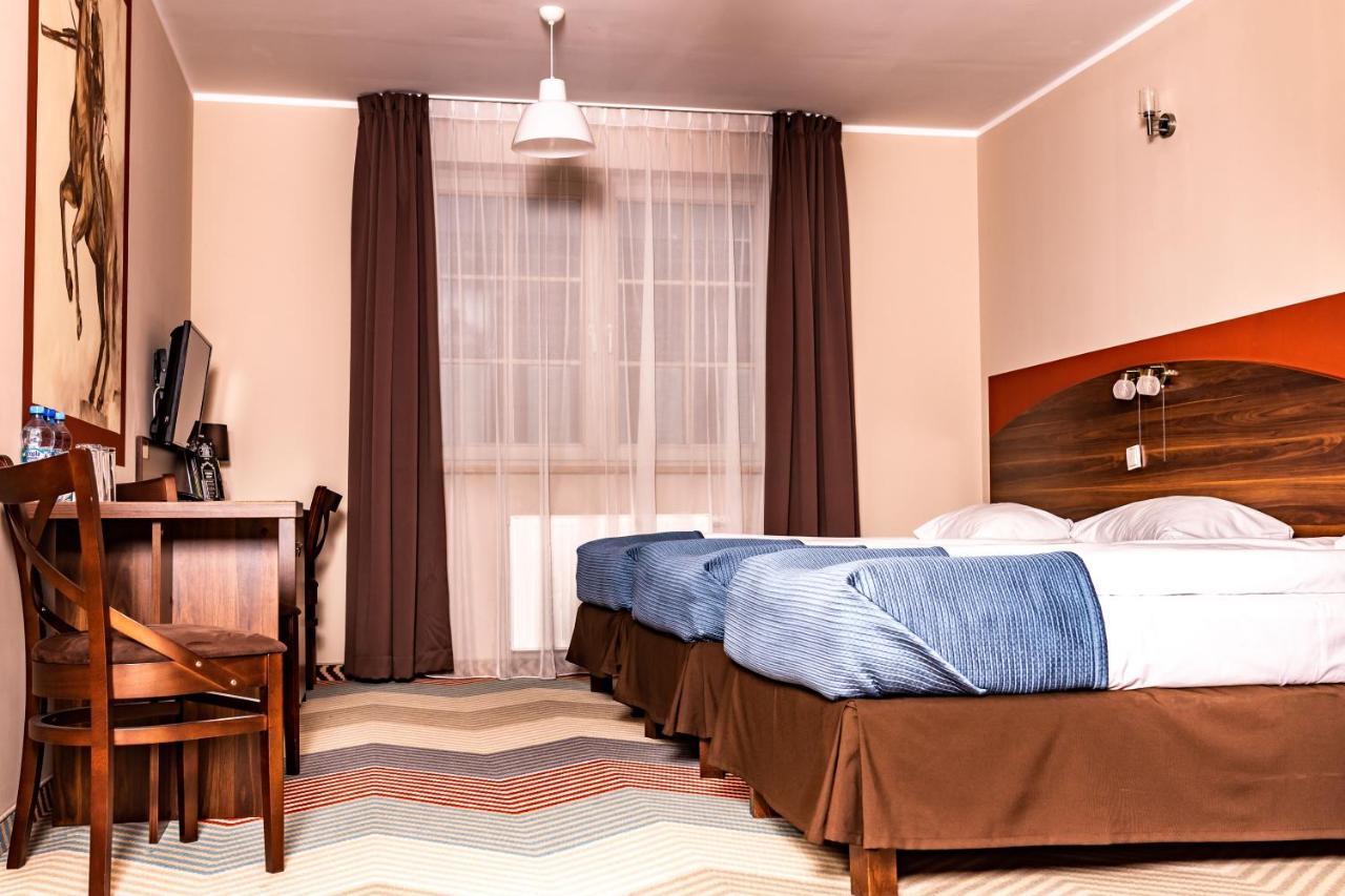 Hotel Texas - Żory Extérieur photo