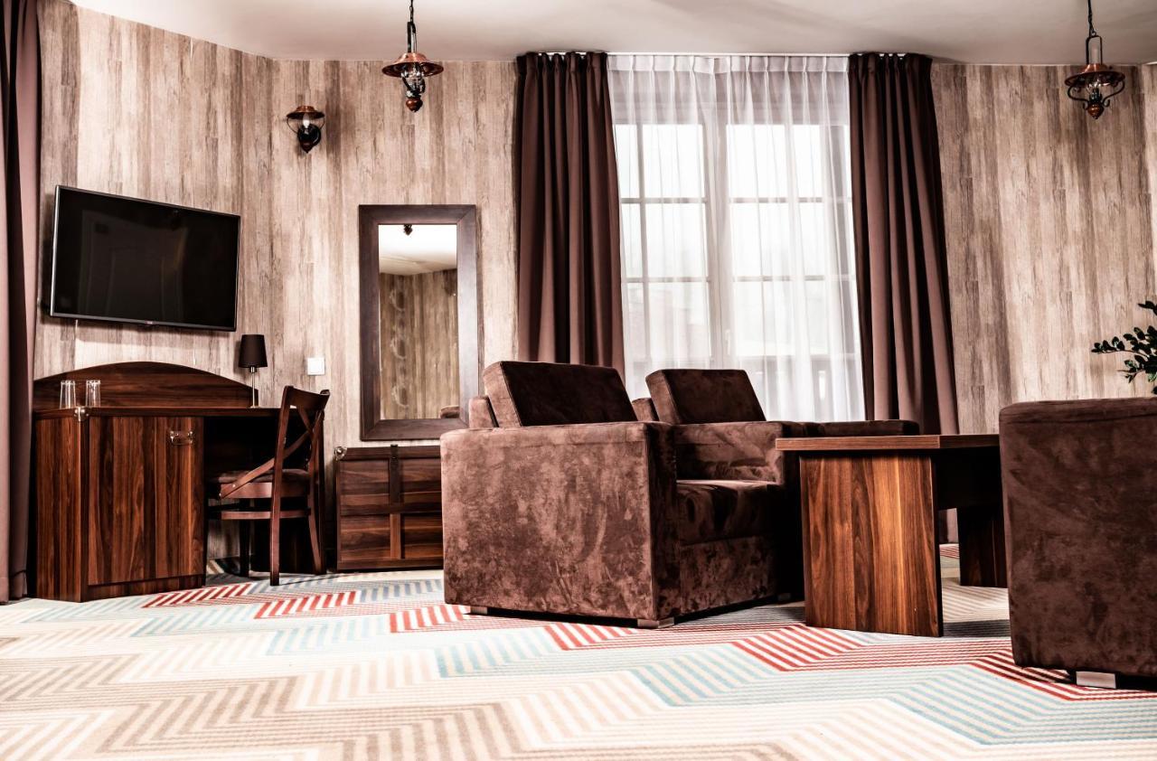 Hotel Texas - Żory Extérieur photo